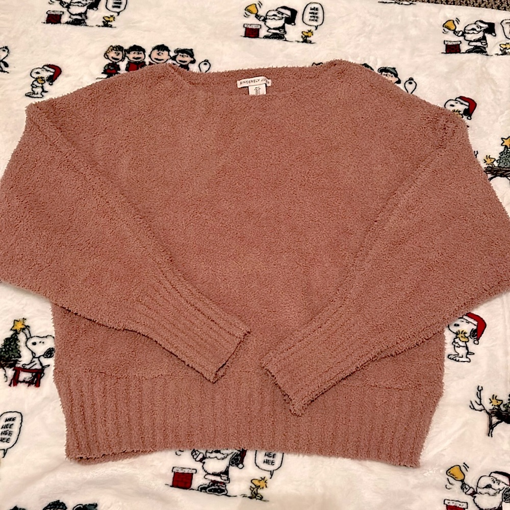 NWOT Women’s Cozy Sweater, Small
